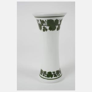 Meissen Café au Lait-Tasse und Vase Weinlaubdekor