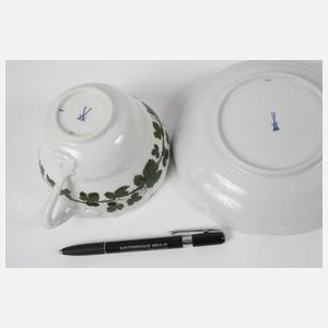 Meissen Café au Lait-Tasse und Vase Weinlaubdekor