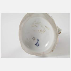 Meissen "Gärtnerkind mit Blumen im Hut"