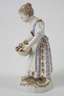 Meissen "Gärtnerkind mit Blumenkorb"