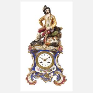 Kaminuhr mit Figurenaufsatz