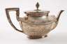 Kaffee- und Teekanne im Queen-Anne-Stil