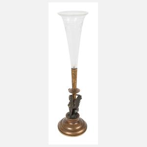 Kleine Vase mit Sphinx