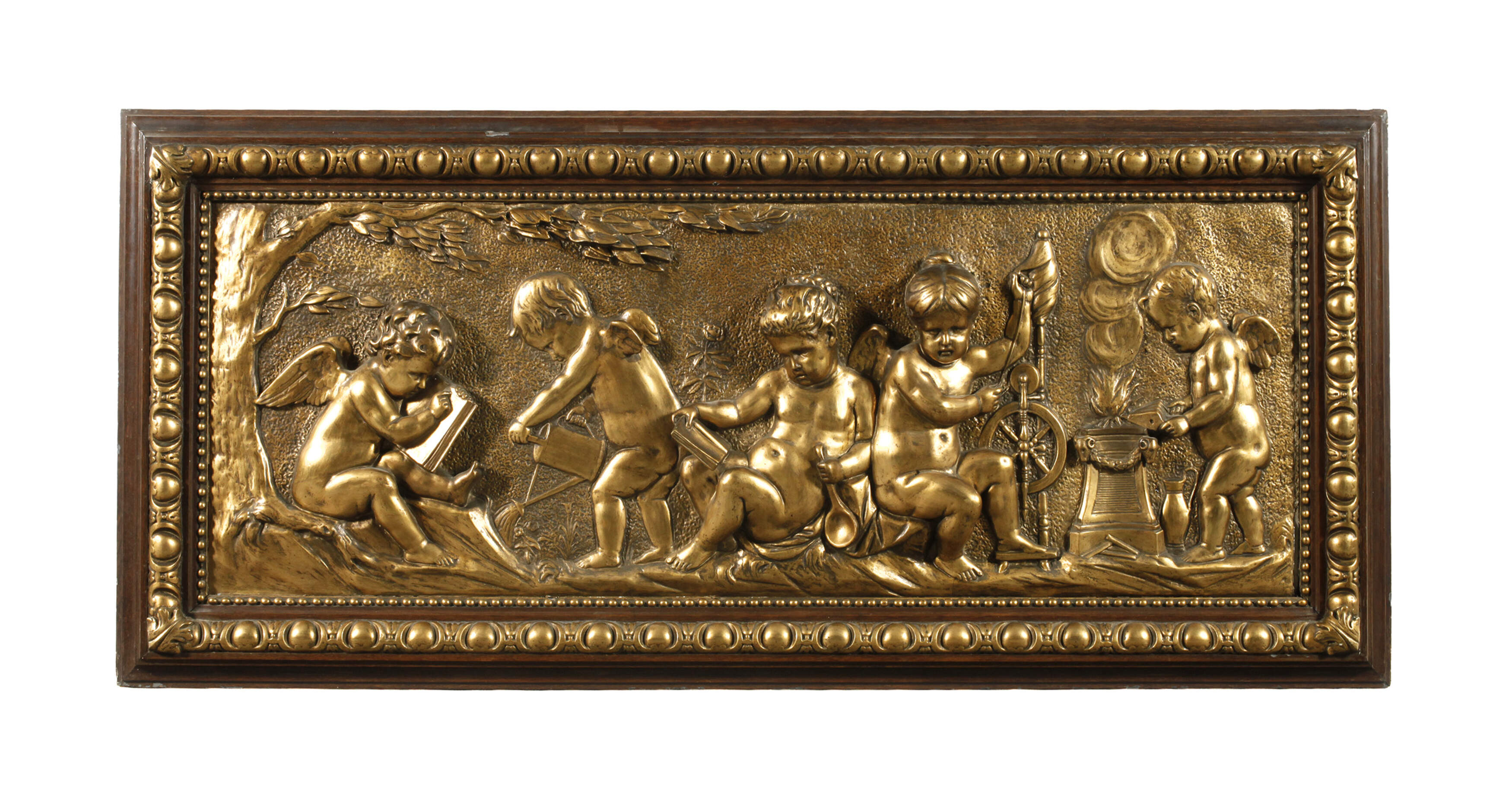 Übergroßes Relief mit Putten