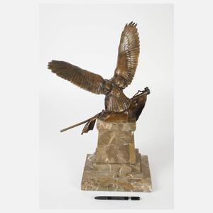 Gyula Maugsh, Adler mit Fahne