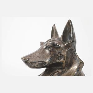 Henry Petrilly, liegender Schäferhund