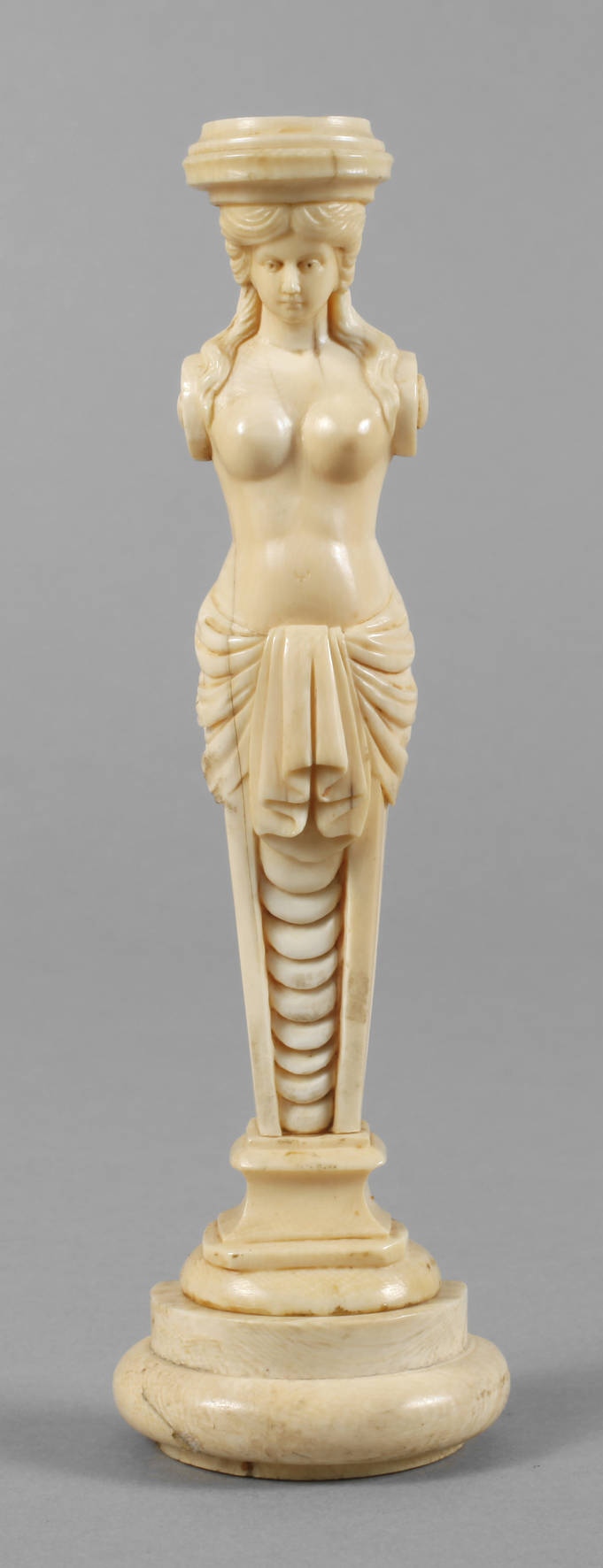 Elfenbeinschnitzerei