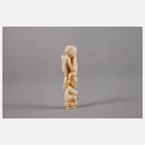 Figürliche Elfenbeinschnitzerei