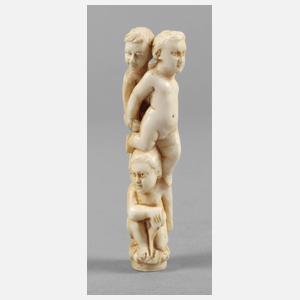 Figürliche Elfenbeinschnitzerei