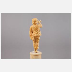 Figürliche Elfenbeinschnitzerei