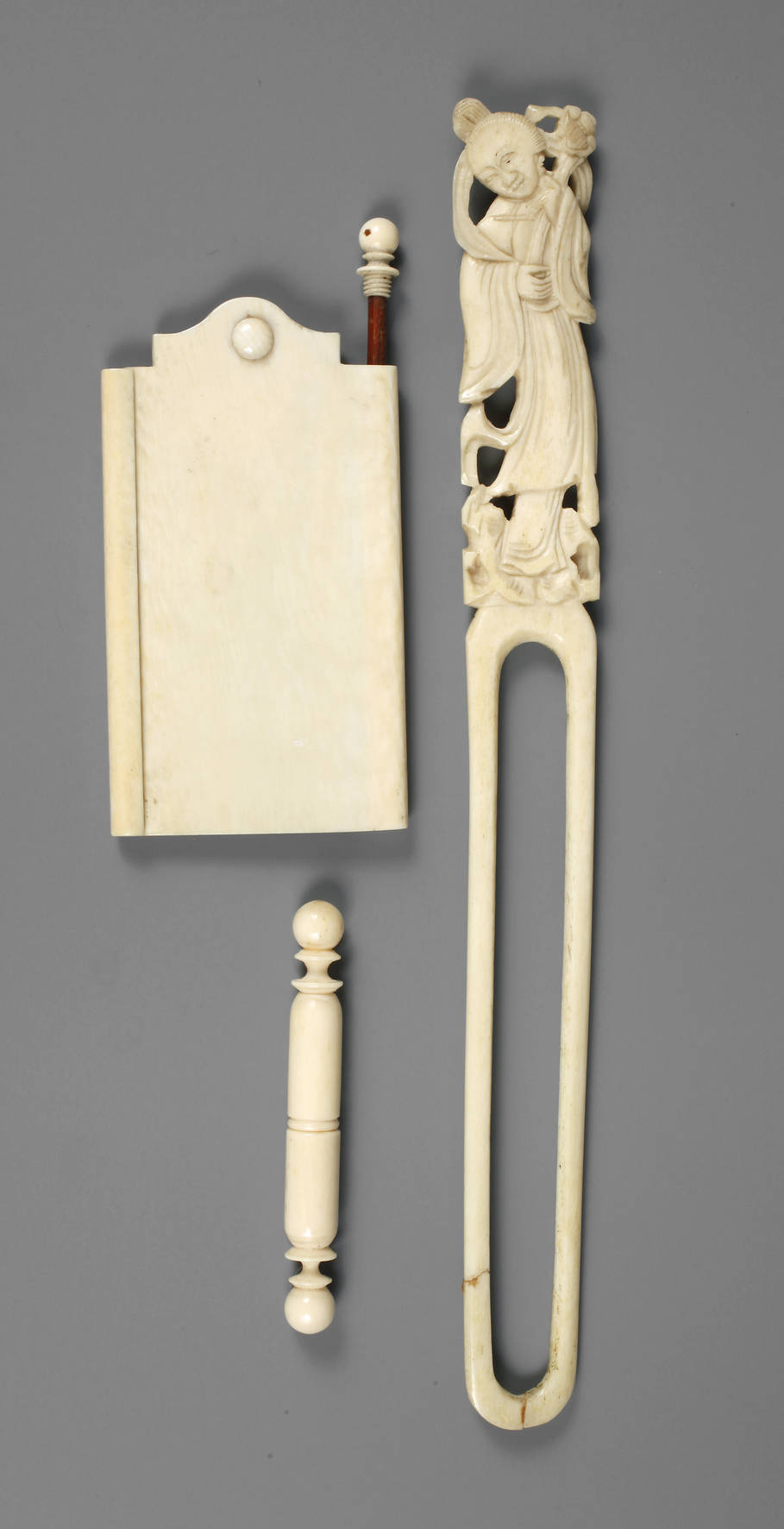 Drei Teile Elfenbein