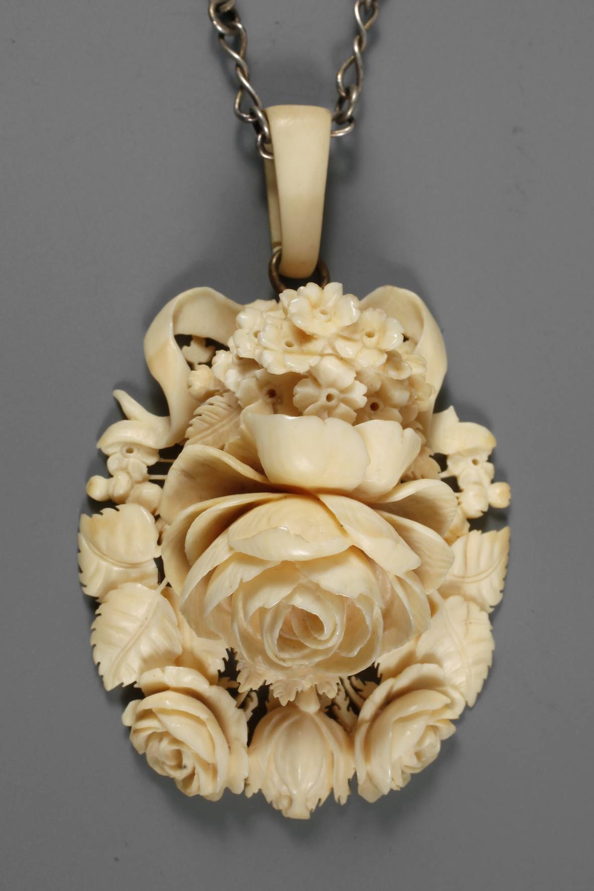 Elfenbeinmedaillon
