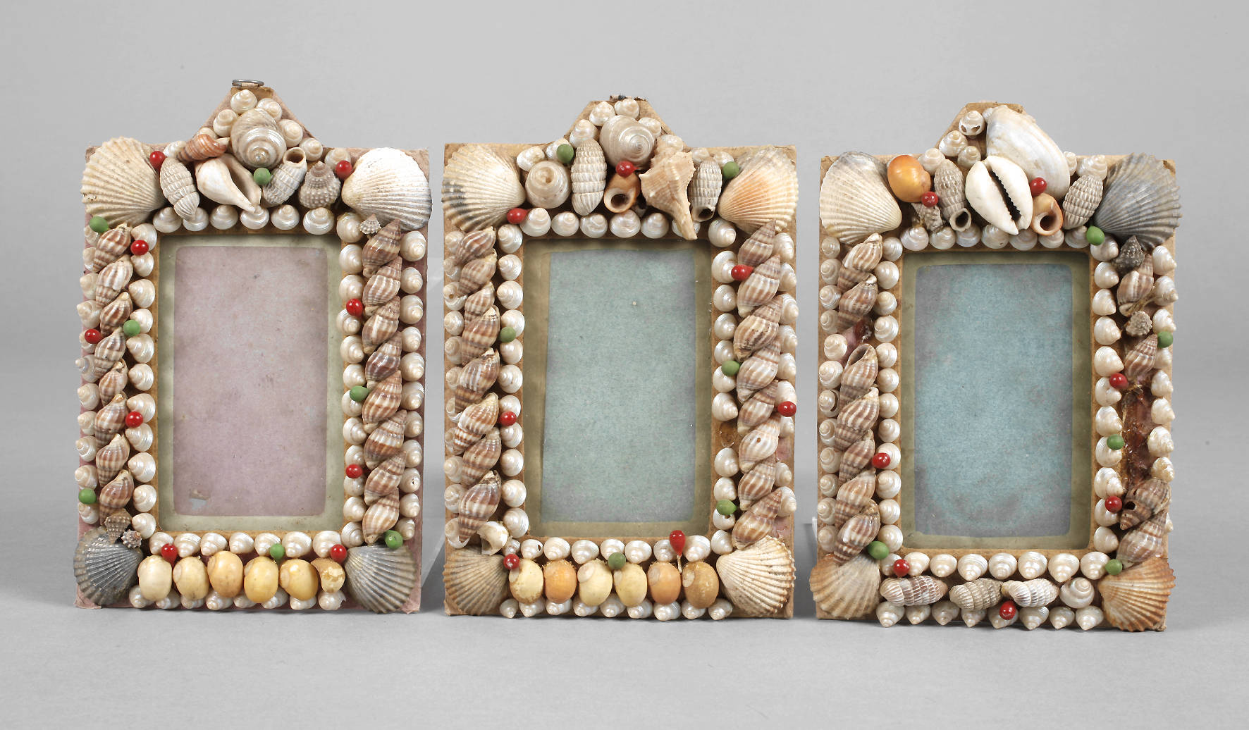Drei Muschelrahmen