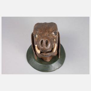 Geschnitzte Jagdtrophäe