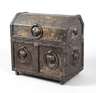 Kleine Eisentruhe