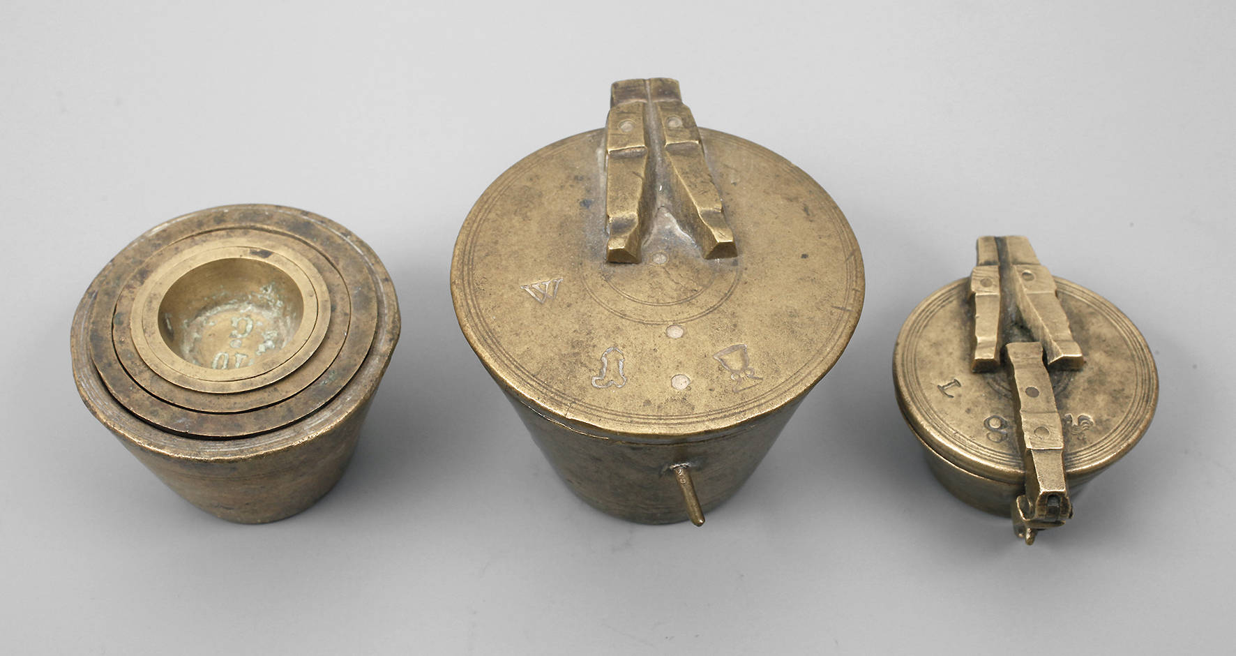 Zwei Bechergewichtssätze