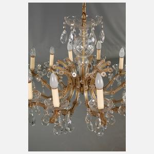 Großer Deckenlüster