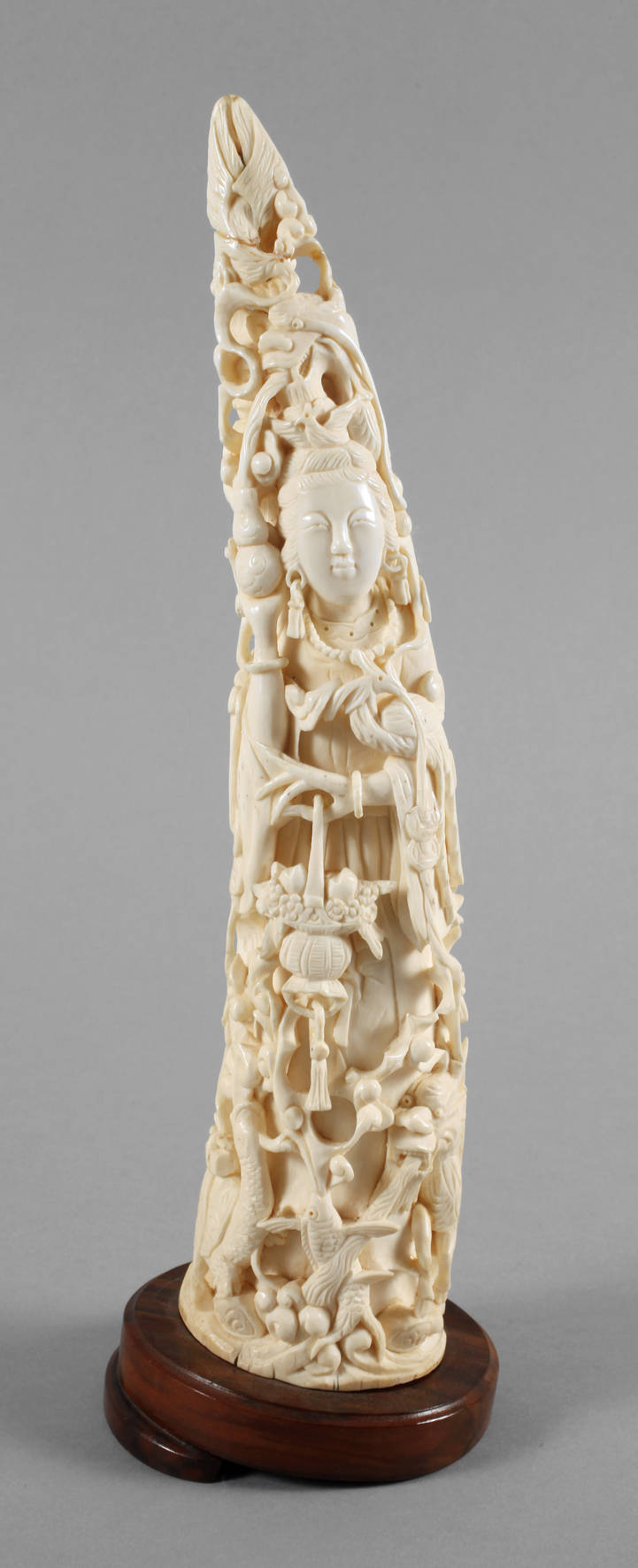 Elfenbeinschnitzerei