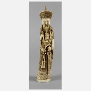 Feine Elfenbeinschnitzerei