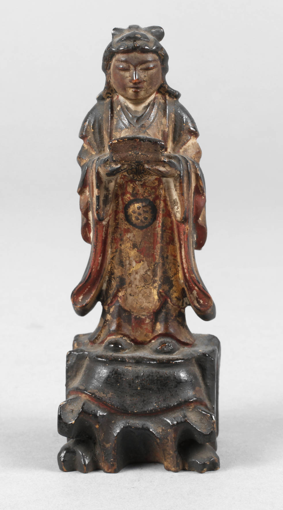 Figürliche Schnitzerei