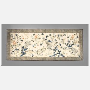 Große Seidenstickerei