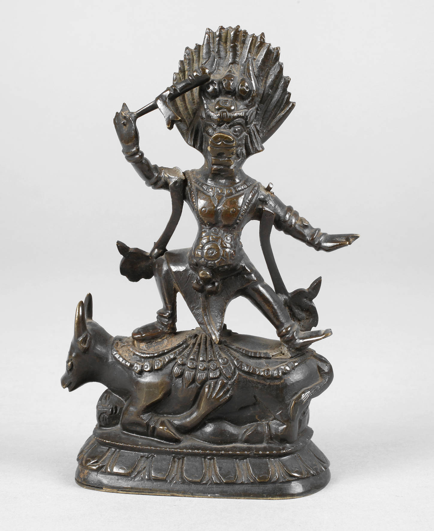 Figürliche Bronzeplastik Yama