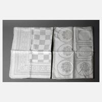 Zwei Tischtücher111