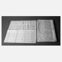 Zwölf Handtücher111