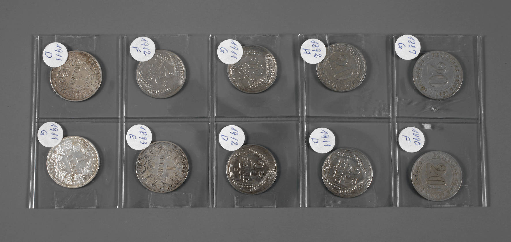 Zehn Kleinmünzen D.R.