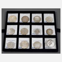 Zwölf Silbermünzen international111