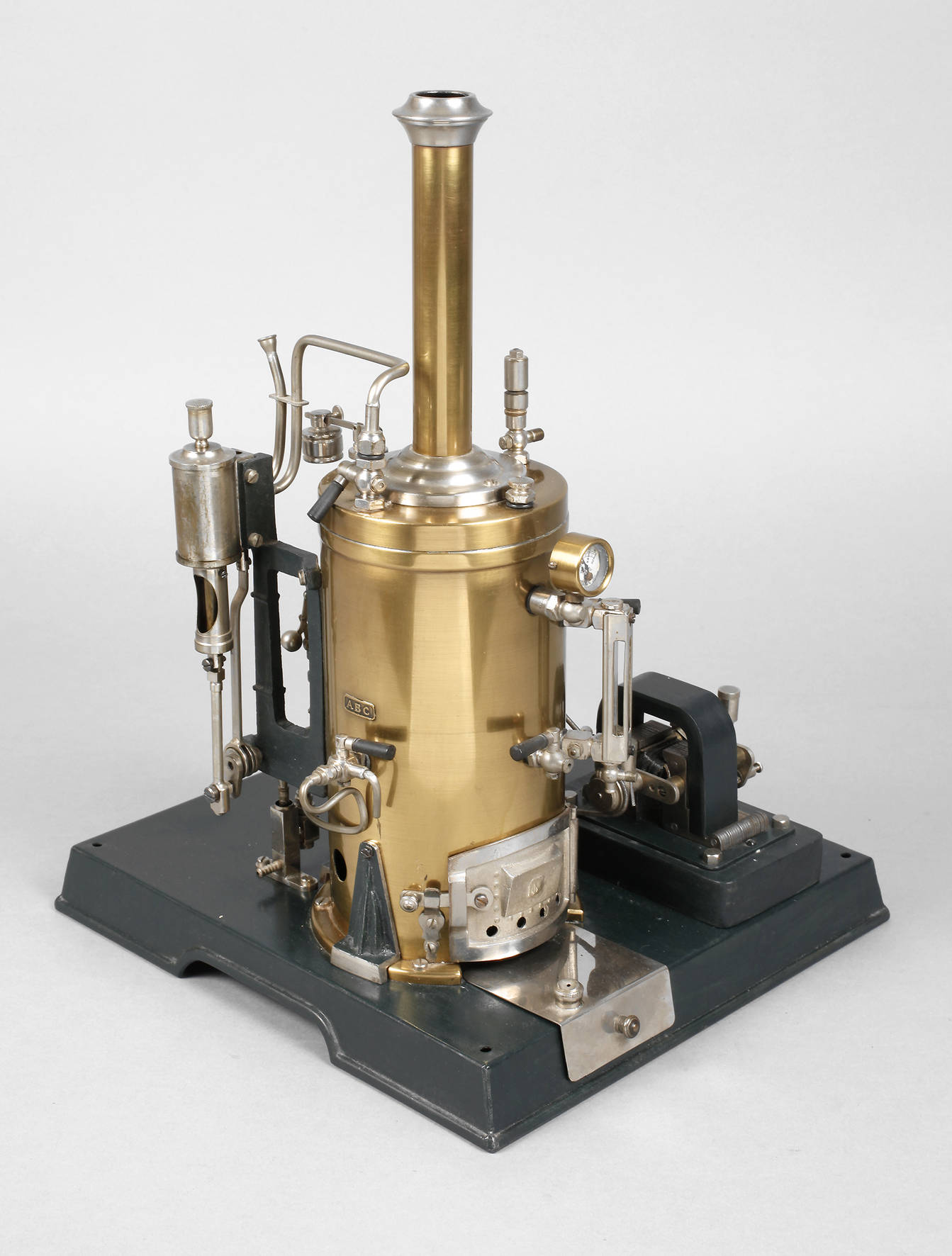 Märklin stehende Dampfmaschine