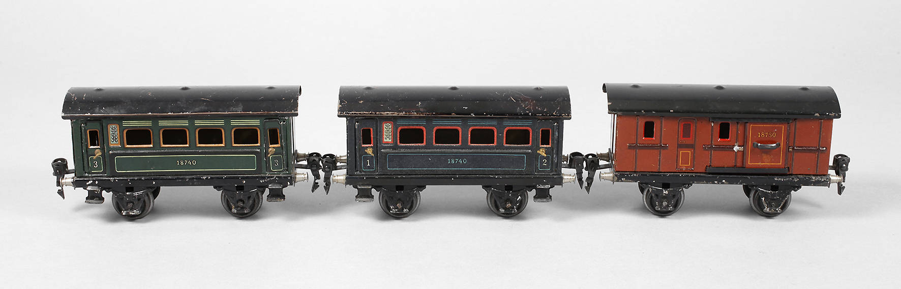 Märklin drei Personenwagen