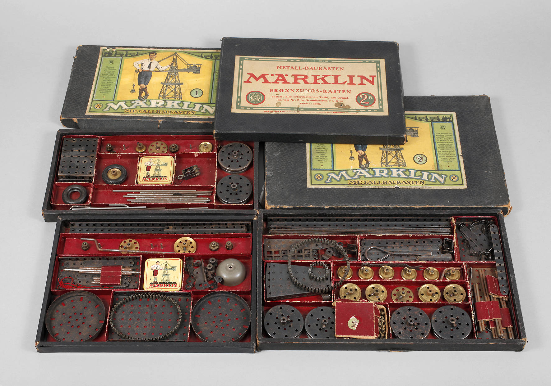 Drei Märklin Metallbaukästen