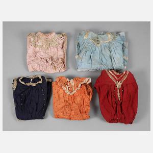 Konvolut Puppenkleider