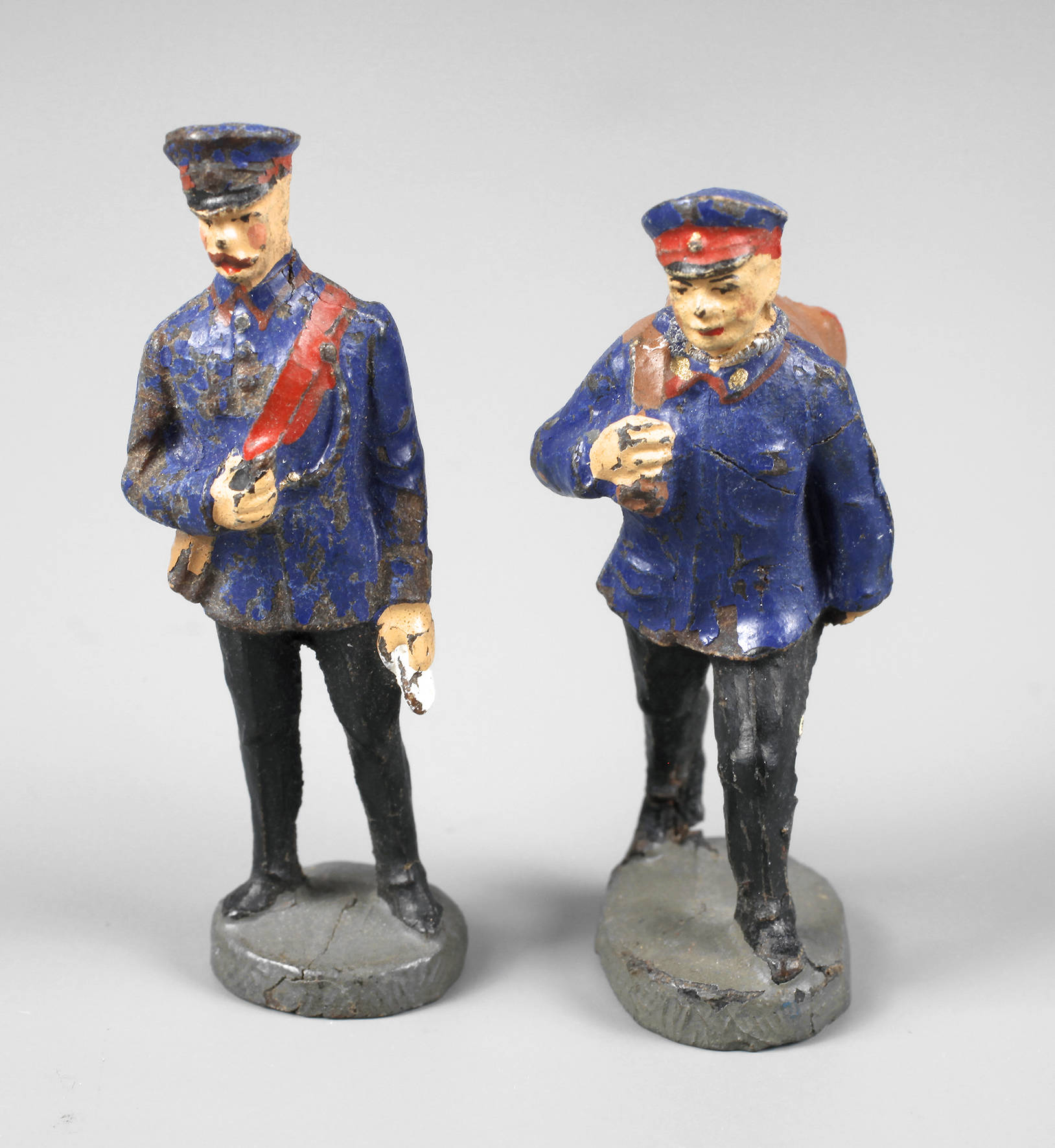 Zwei Elastolin Bahnsteigfiguren