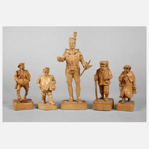 Fünf Aufstellfiguren