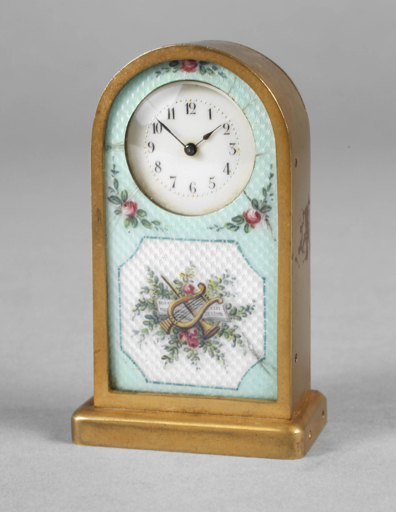 Feine Wiener Tischuhr