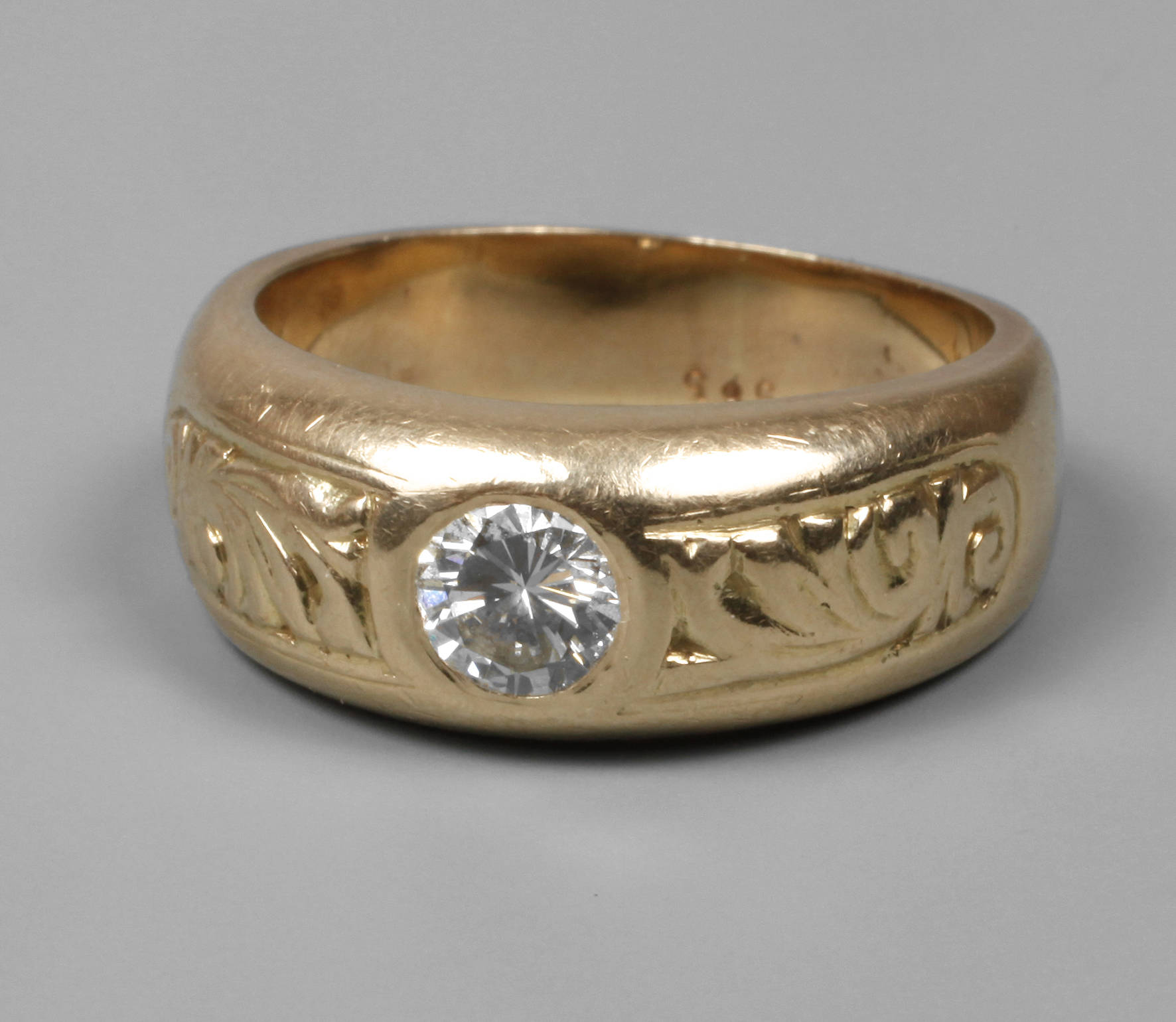 Herrenring mit Brillant