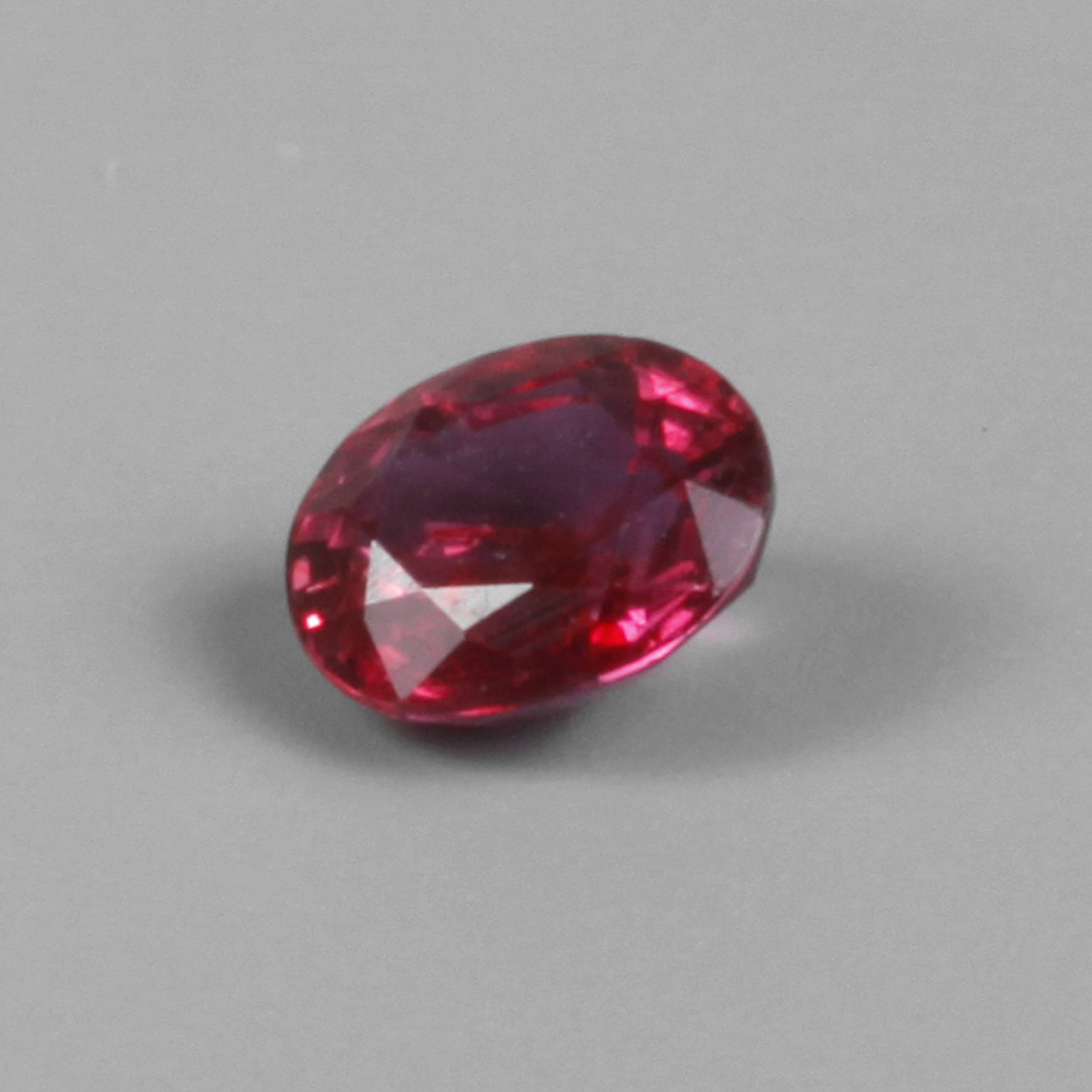 Geschliffener Rubin