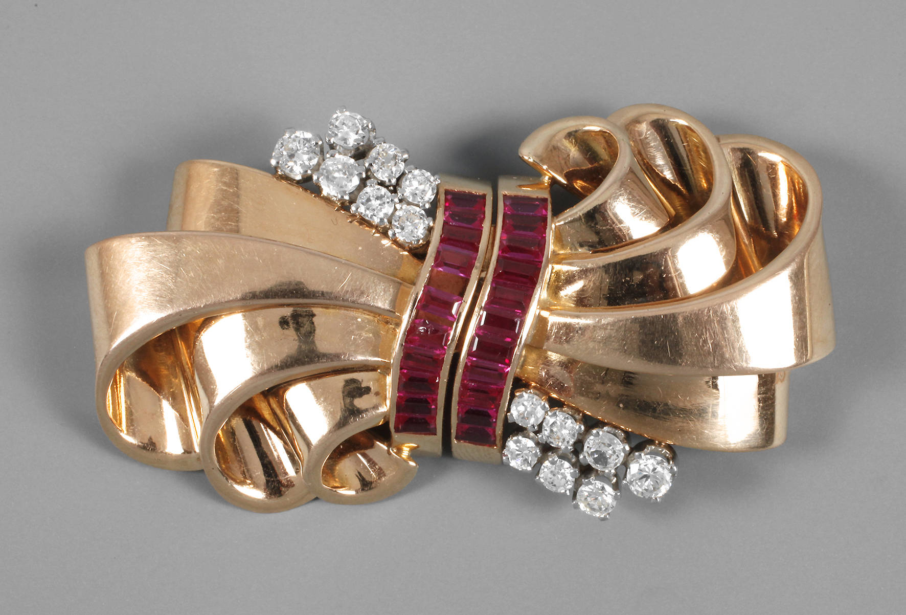 Großer Doppelclip Rubin und Brillant