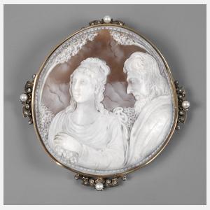 Übergroße Gemmenbrosche