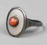 Silberring mit Koralle