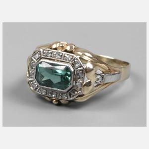 Goldring mit Diamant