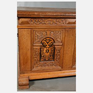 Große Flachdeckeltruhe