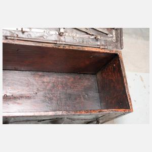 Große Eisenkassette