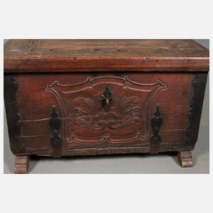 Kleine Barocktruhe