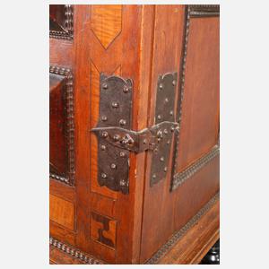 Stollenschrank Barock