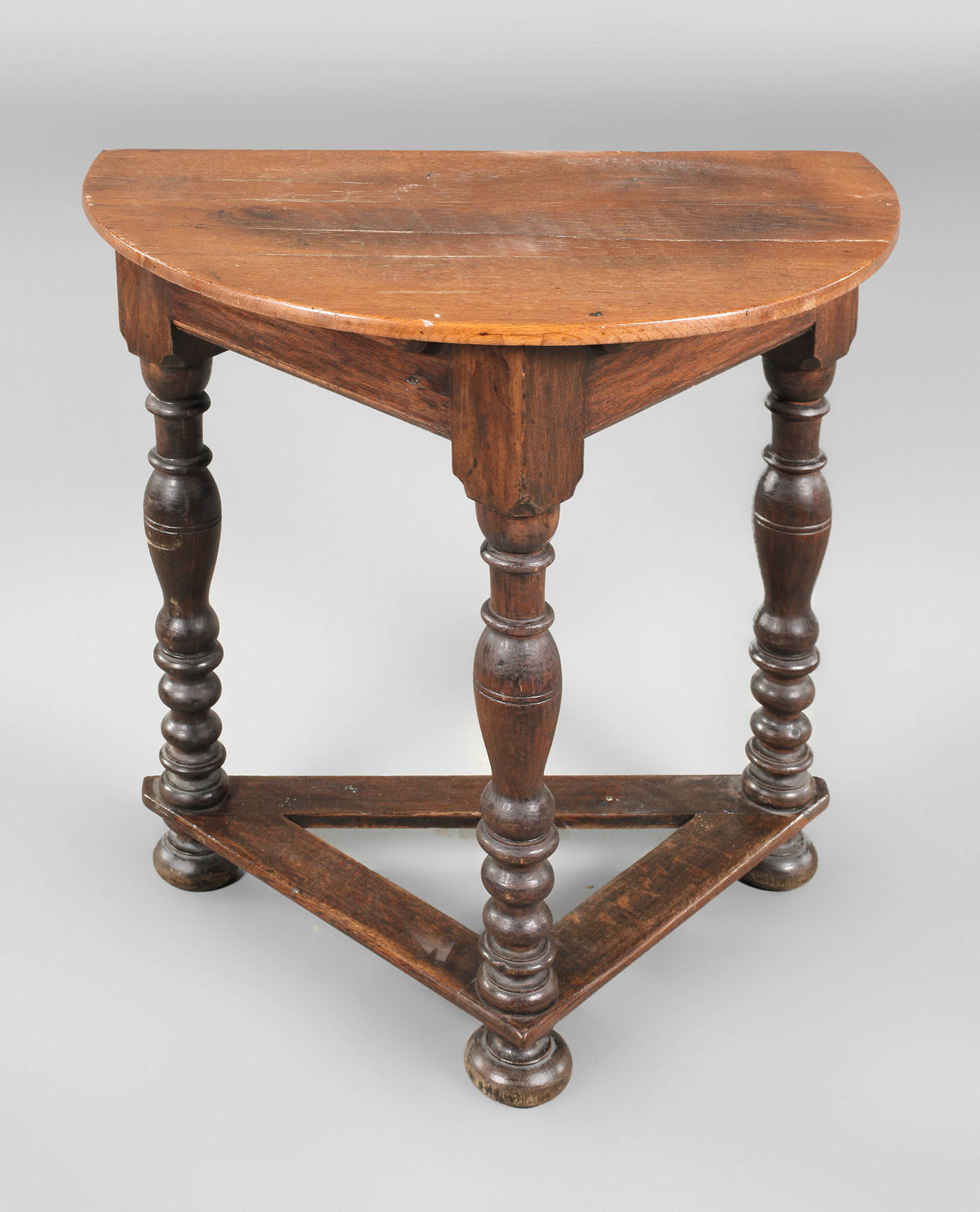 Kleiner Konsoltisch Barock