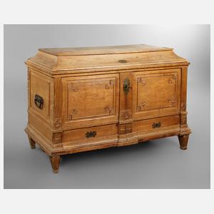 Flachdeckeltruhe Eiche