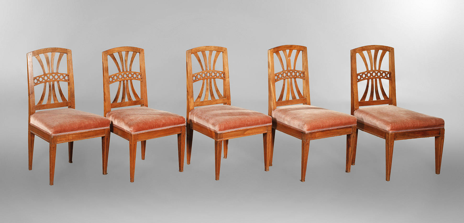 Fünf Stühle Louis Seize